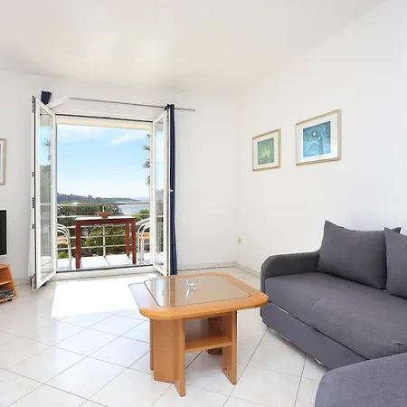 Lägenhet By The Sea Razanj, - 15998 *