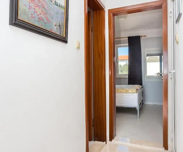 Apartamento By The Sea Razanj, - 15998