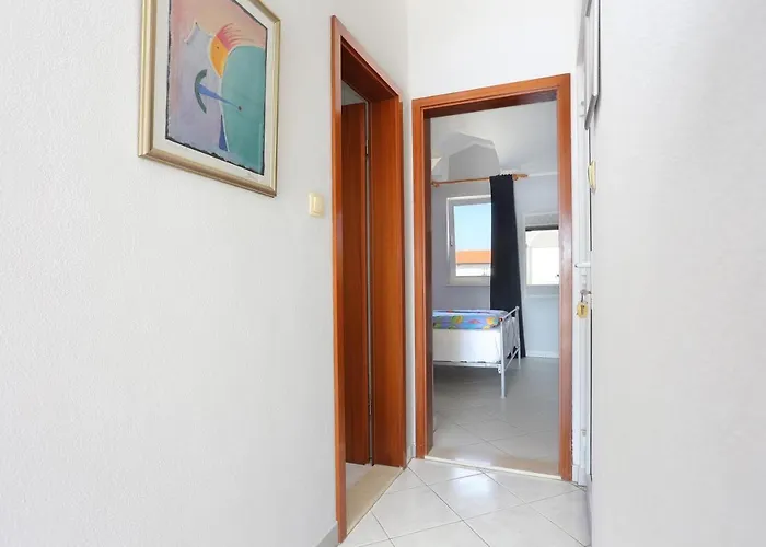 Apartamento By The Sea Razanj, - 15998